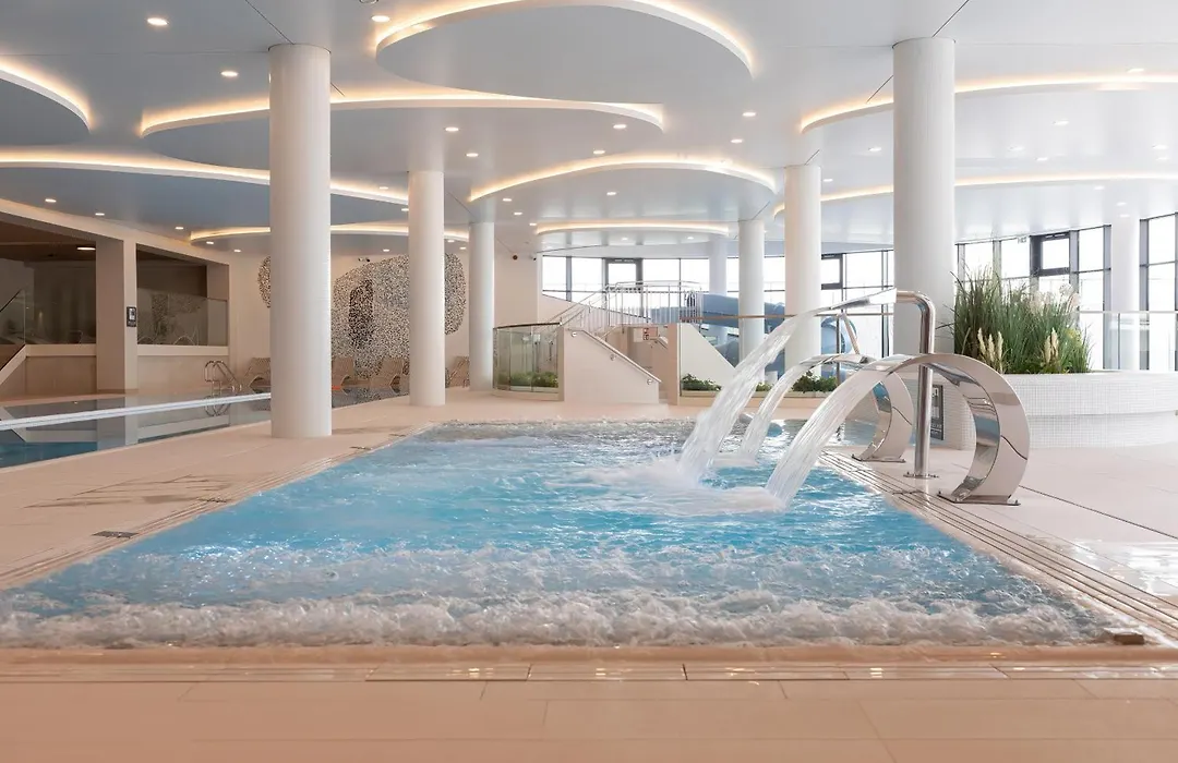 Baltini Premium Suite Polanki Aqua Spa Pool & Design-1